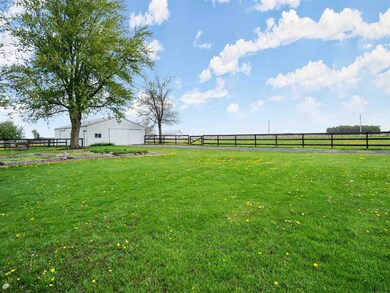 15211 E Tillman Rd, Fort Wayne, IN 46816 - photo 2