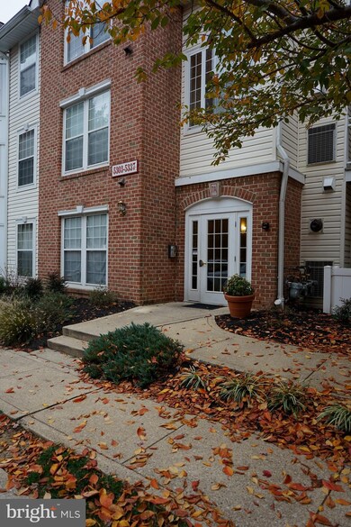 5321 Wagon Shed Cir, Owings Mills, MD 21117 - photo 6