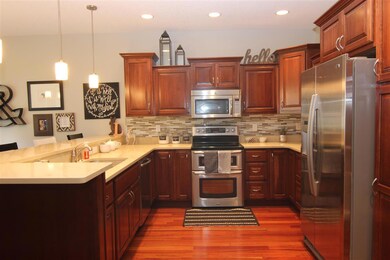 4205 Wedgewood Dr, Cedar Falls, IA 50613 - photo 3