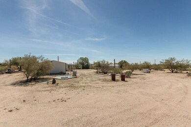 7 Beautiful private acreage
