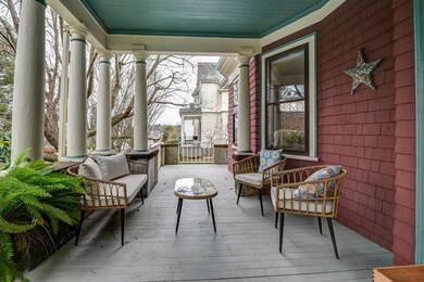 40 Hastings St, West Roxbury, MA 02132 - photo 3