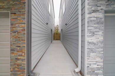 7703 Willow St, Houston, TX 77088 - photo 2