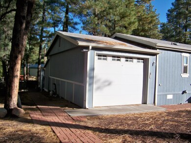 981 N 44th Circle 3