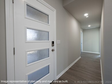 1401 Stonebrook St, Claremore, OK 74017 - photo 3