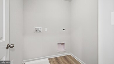 TBB Edinburgh Ct unit CRAFTON II, Charles Town, WV 25414 - photo 6