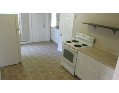 347 Hazard Ave unit Left, Enfield, CT 06082 - photo 3