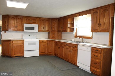 4761 Olde Scotland Rd, Chambersburg, PA 17202 - photo 6