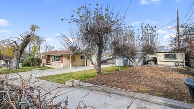 359 E 8400 S, Sandy, UT 84070 - photo 4