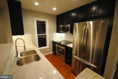 2101 N Rolfe St unit B, Arlington, VA 22209 - photo 3