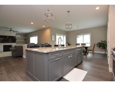 818 Sumac St, Oregon, WI 53575 - photo 7