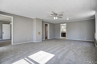 608 E Pearl St, Wapakoneta, OH 45895 - photo 7