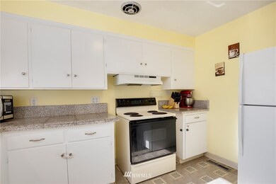 8722 33rd St W, University Place, WA 98466 - photo 7