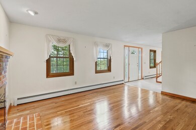 14 Longview Ave, Webster, MA 01570 - photo 4