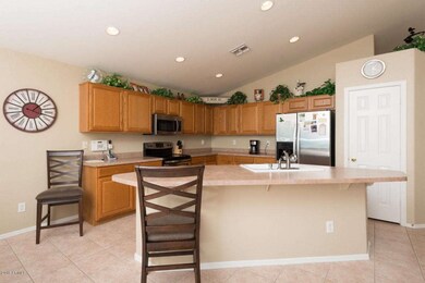 4-Kitchen2