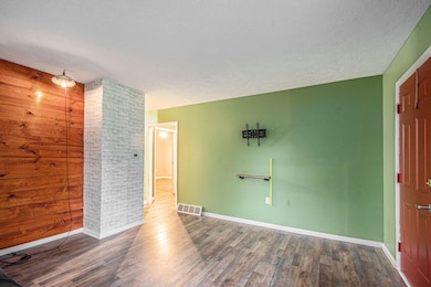 225 Holton Rd, La Porte, IN 46350 - photo 5