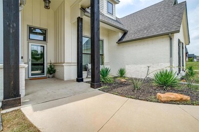 400 Scenic Wood Dr, Azle, TX 76020 - photo 3