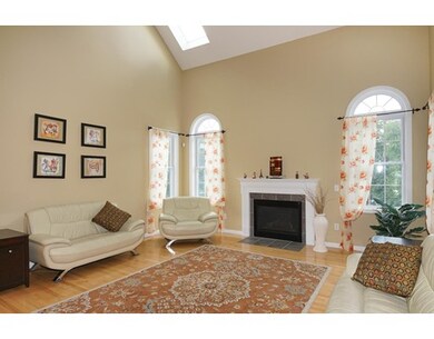 15 Pratt St, South Grafton, MA 01560 - photo 5
