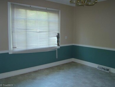 541 N Mccrary St, Asheboro, NC 27205 - photo 4