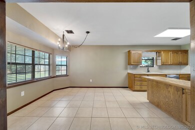 8906 S 200th East Ave, Broken Arrow, OK 74014 - photo 7