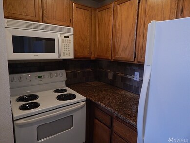 22700 30th Ave S unit 201, Des Moines, WA 98198 - photo 5