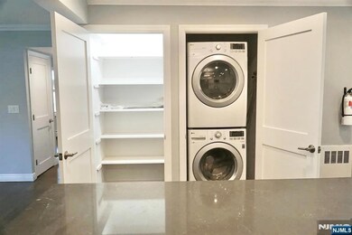 158 Newcomb Rd, Tenafly, NJ 07670 - photo 5