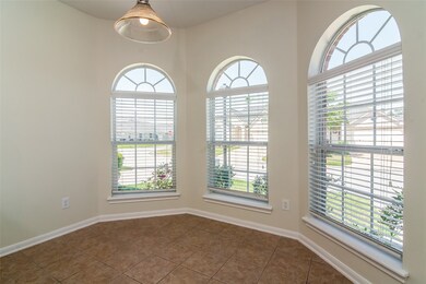 15906 Cottage Ivy Cir, Tomball, TX 77377 - photo 6