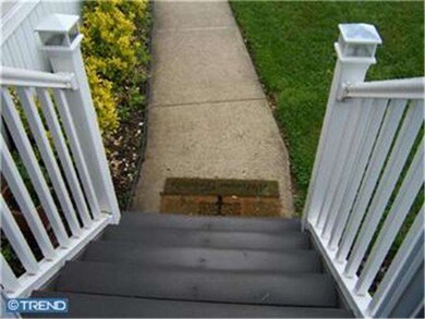 36 Swift Run Dr, Sicklerville, NJ 08081 - photo 2