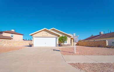 14349 Desert Shadow Dr, Horizon City, TX 79928 - photo 2