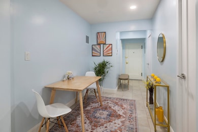 25 Indian Rd unit 2A, New York, NY 10034 - photo 4