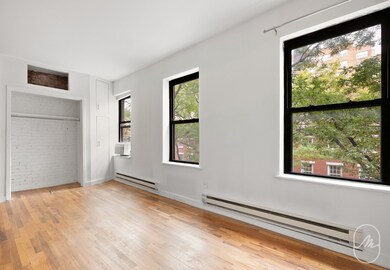 348 W 21st St unit 4-F, New York, NY 10011 - photo 3