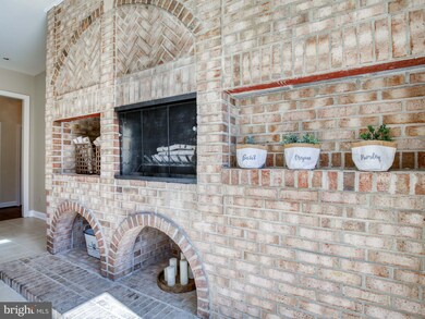 36585 Sawmill Ln, Hillsboro, VA 20132 - photo 7