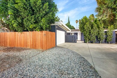 19345 Strathern St, Reseda, CA 91335 - photo 2