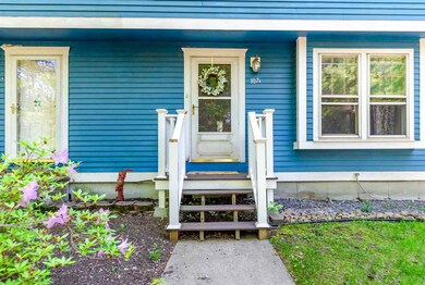 107 Rockingham Rd, Londonderry, NH 03053 - photo 2