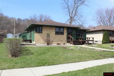 307 Linden St, New Ulm, MN 56073 - photo 3