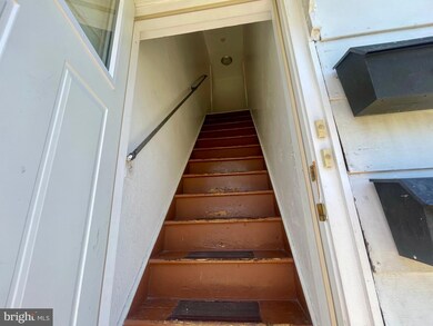 2700 Edgmont Ave unit B, Brookhaven, PA 19015 - photo 2