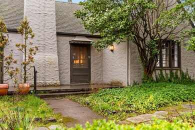 mls-556 23rd St NE 5