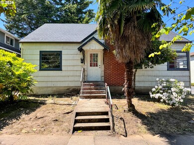 1360 Ferry St, Eugene, OR 97401 - photo 2