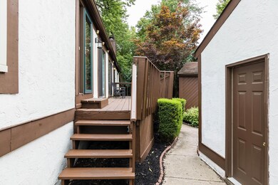 6358 Chippenhook Ct-03