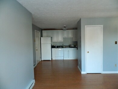34 2nd St unit 2-A, Manchester, NH 03102 - photo 4