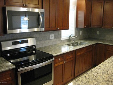 48 Chapel St, Pittston, PA 18640 - photo 6