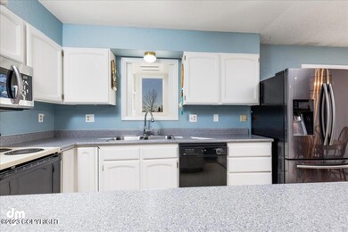 7330 Chad St, Anchorage, AK 99518 - photo 6