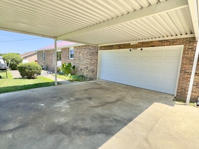 2010 S Cannon Blvd, Shelbyville, TN 37160 - photo 3