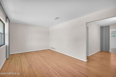 715 Acapulco Rd, Jacksonville, FL 32216 - photo 5