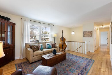 7-web-or-mls-5058-jamestown-rd