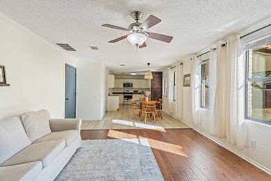 1121 Annie Oakley Dr, Anna, TX 75409 - photo 6