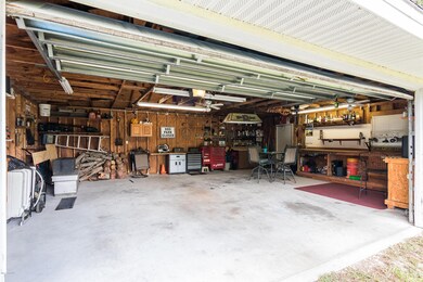 720 sqft Detached Garage