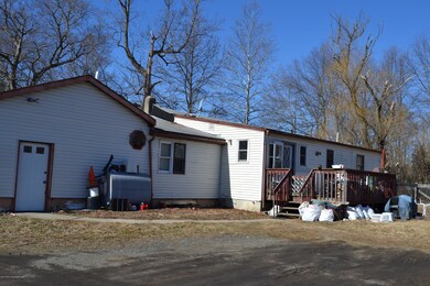 1152 Maxim Southard Rd, Howell, NJ 07731 - photo 5