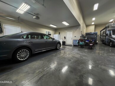 274 Holly Tree Dr, Crossville, TN 38555 - photo 4