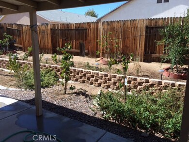 13152 Mesa View Dr, Victorville, CA 92392 - photo 4