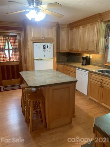 201 W Cabarrus St, Stanfield, NC 28163 - photo 3